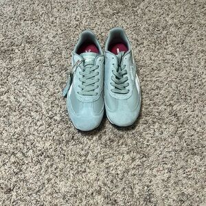 Reebok Women's Classic Sneakers